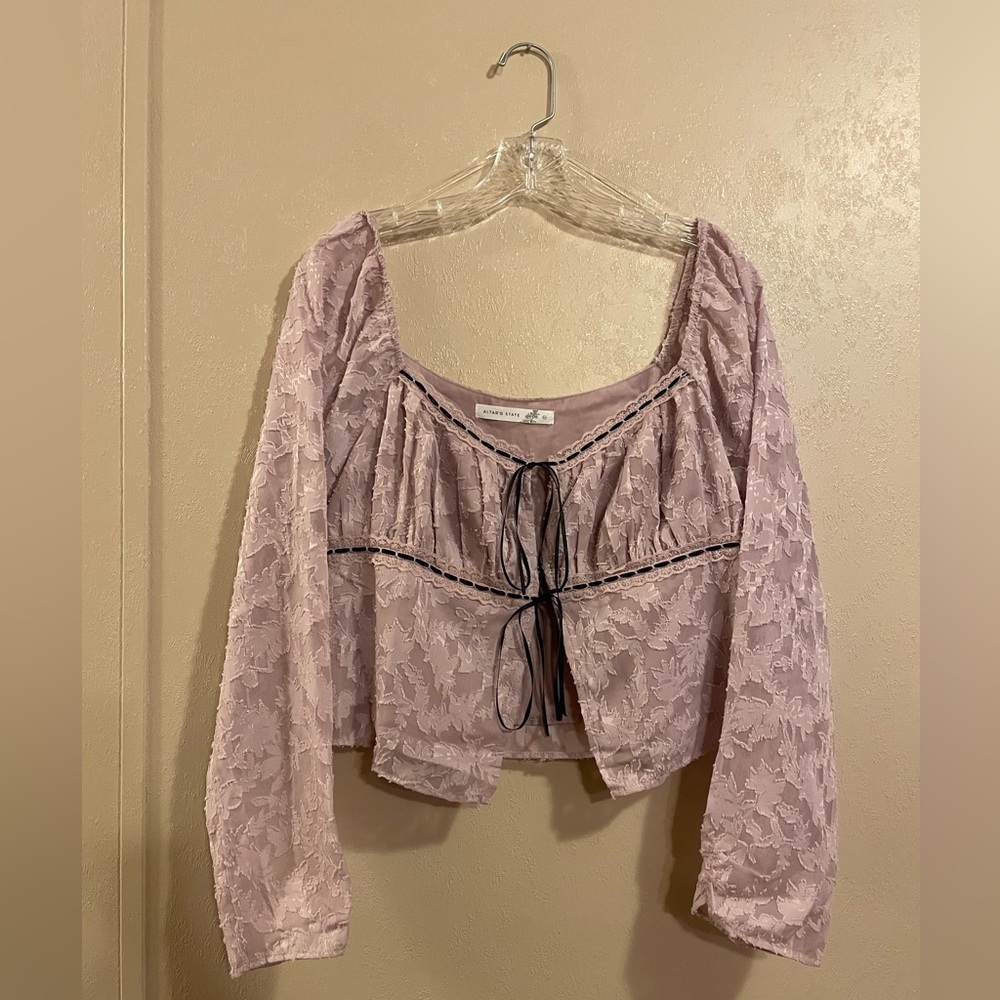 NWT Altar’d State Layken Lace Bow tie top size M